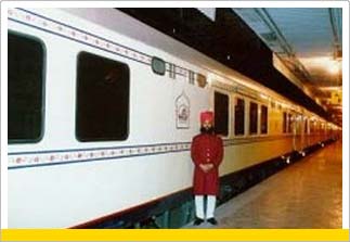 Tour on Palace on Wheels